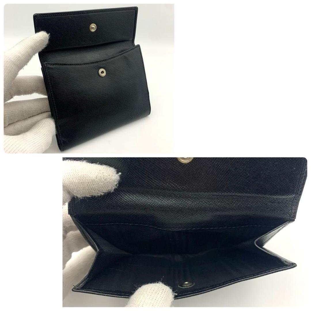 鑑定済み プラダ 財布 二つ折り サフィアーノ 三角プレート コンパクト 黒