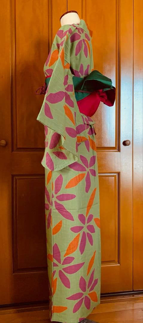 Sybilla シビラ　お花と葉っぱの浴衣と博多織の半幅帯と真田紐と帯留めセット
