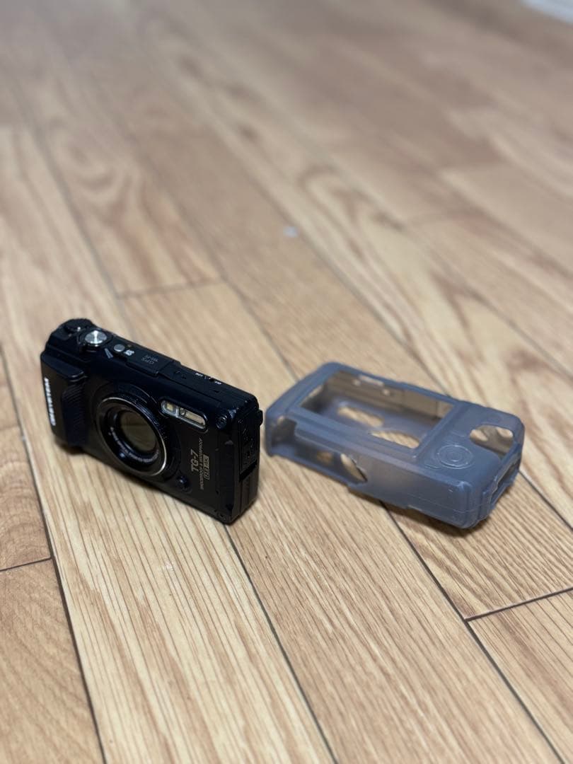 OM SYSTEM Tough TG-7 ブラック ケース付き