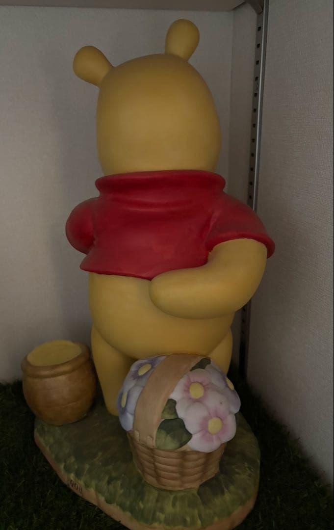 プーさん フィギュア 花と蜂付き 約35cm
