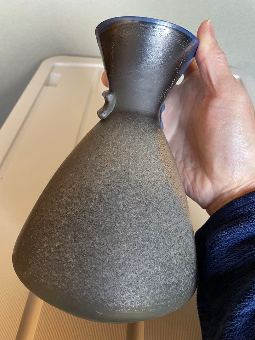 備前焼　藍彩の花入(松井興之作)