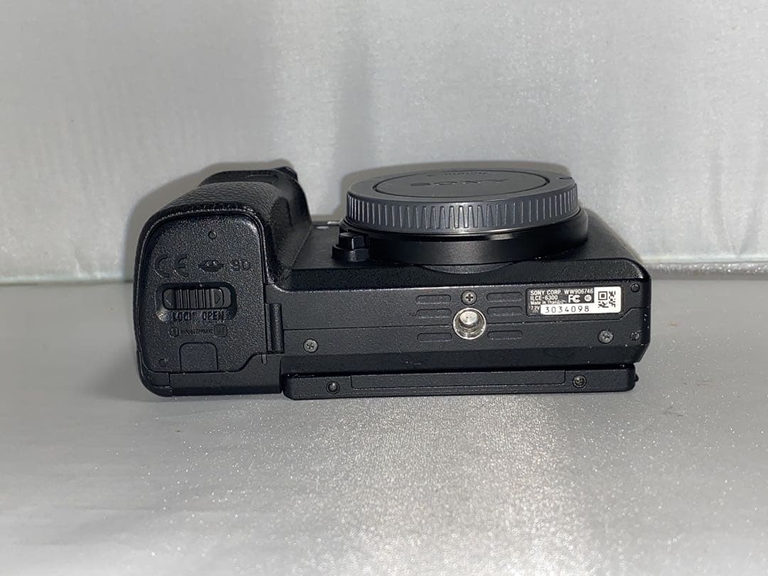 【良品】SONY α6300 ilce-6300 ボディ 本体