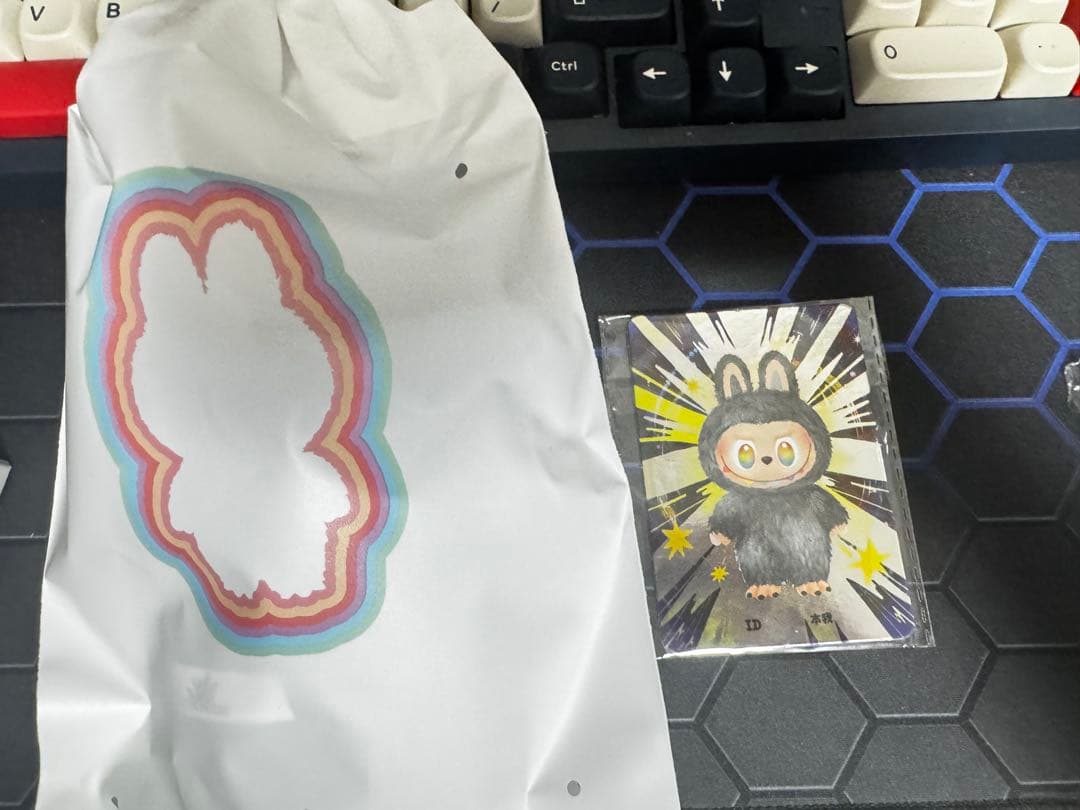 【即発送】 Big into Energyラブブ エナジー シークレットID