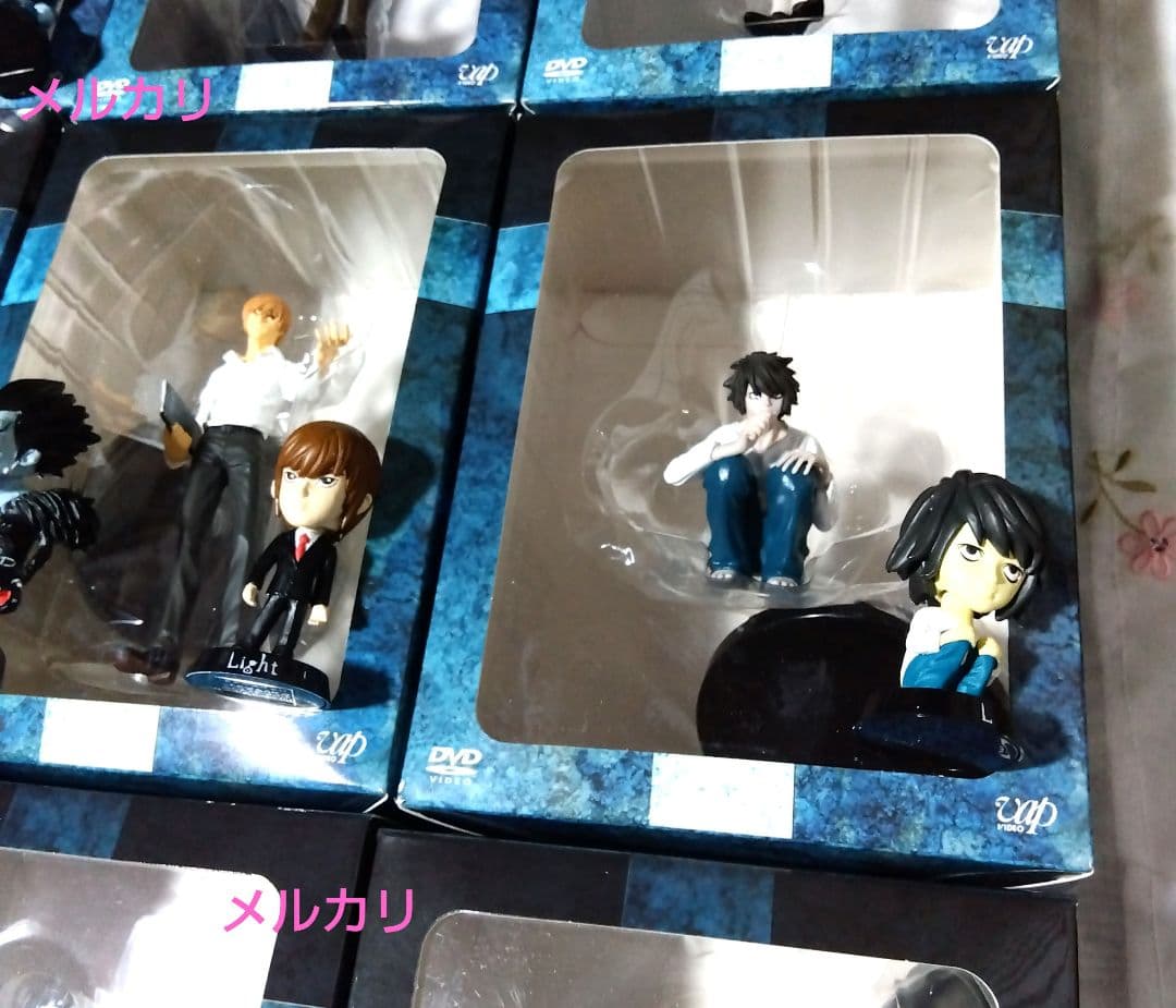 デスノートアニメ限定版人形10種＆首振りミニ８種（DVD）人形欠品３種有り。