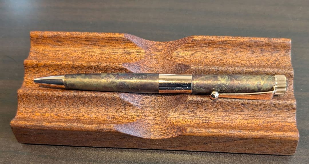 伊東屋　ロメオNo.3 ボールペン　斑紋孔雀色