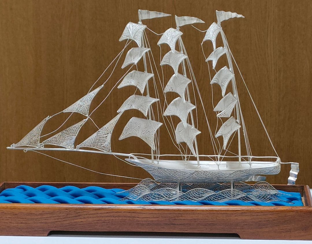 ○5729#0112　SV900 銀線細工 帆船の置物(台座一体型)　0105
