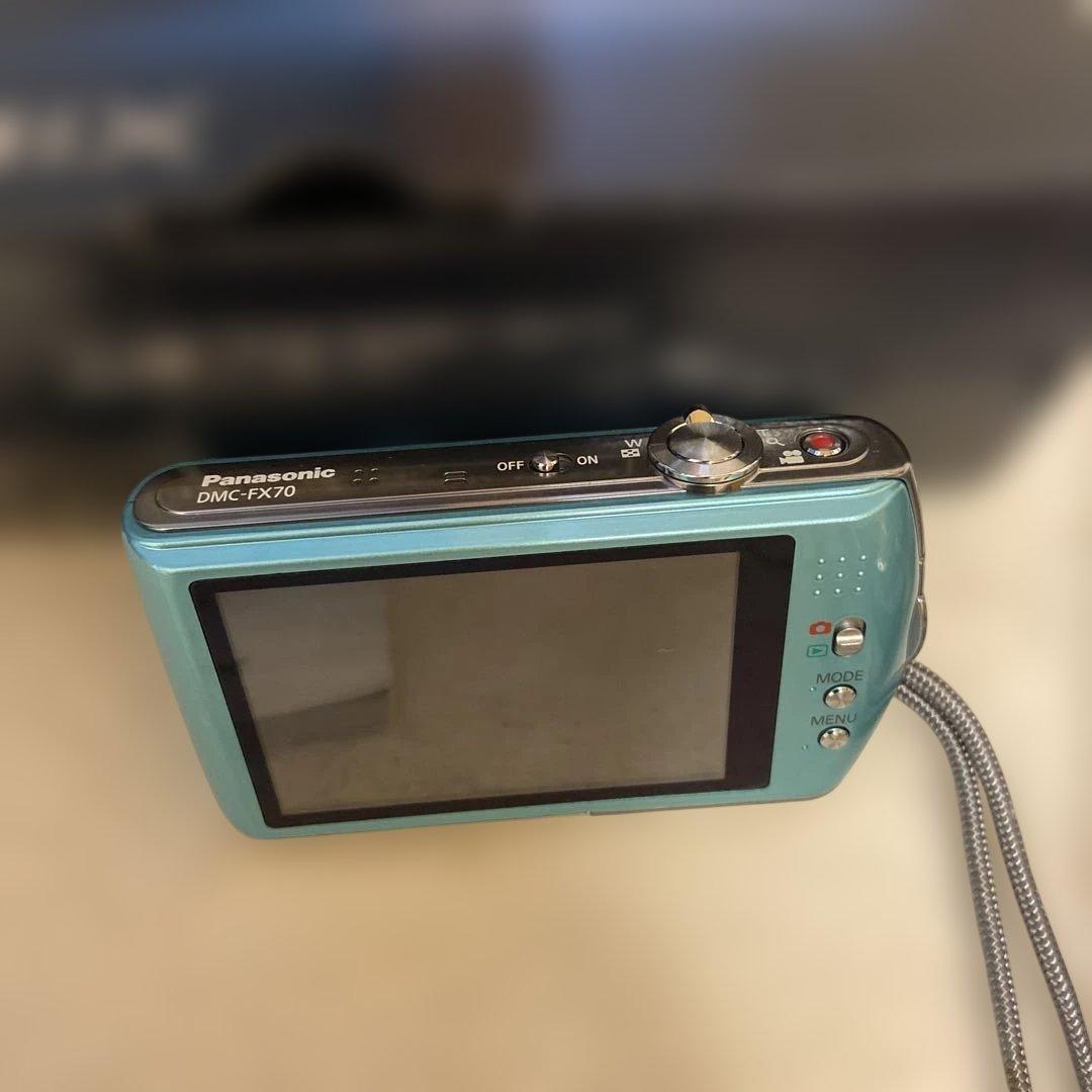 Panasonic LUMIX FX70 ブルー