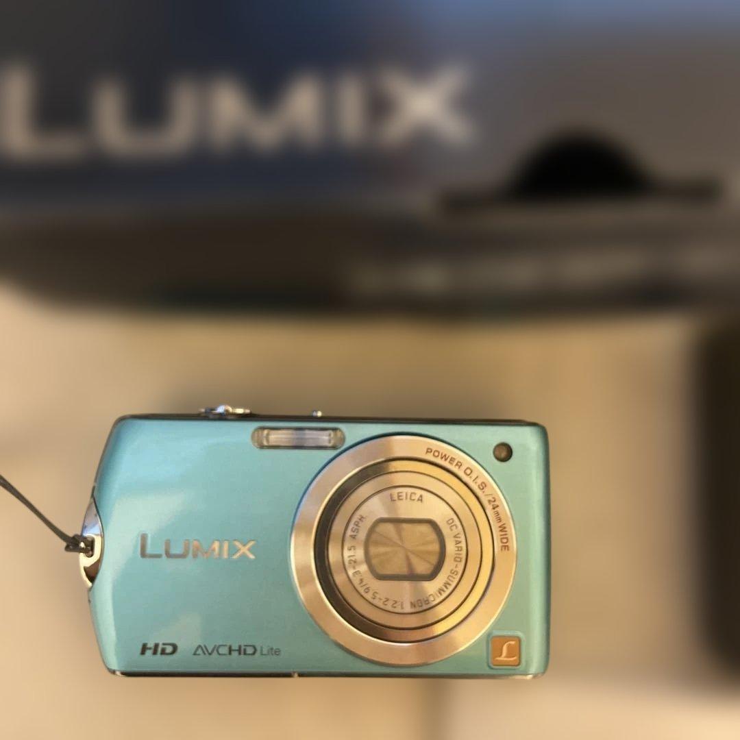 Panasonic LUMIX FX70 ブルー
