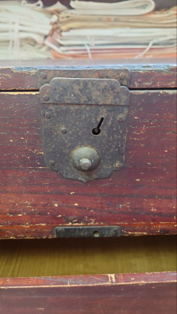 アンティーク箪笥（ブラウン）