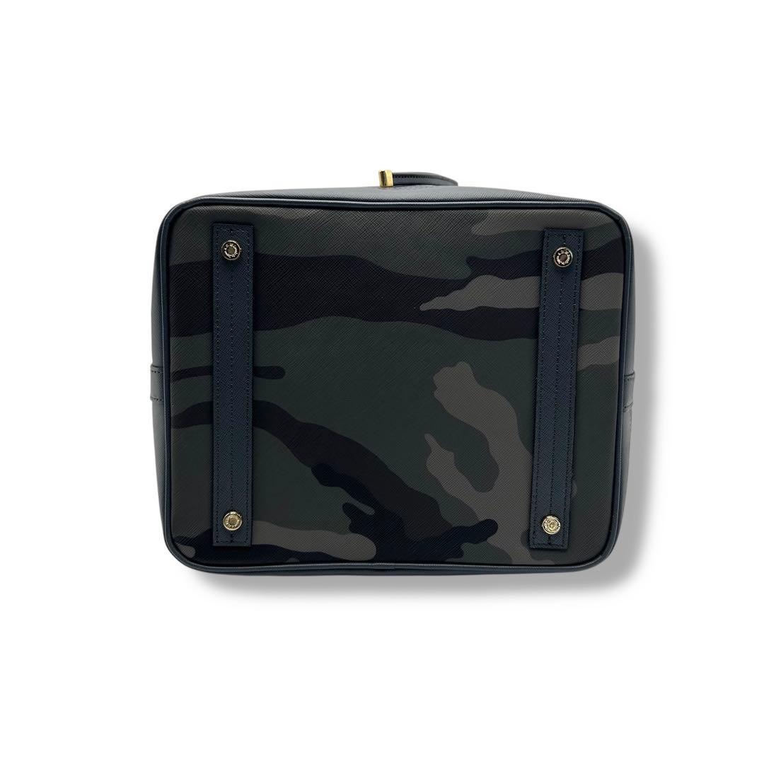 【美品】ADMJ 巾着　ハンドバック　迷彩　カモフラ　ショルダー　人気　タグ付