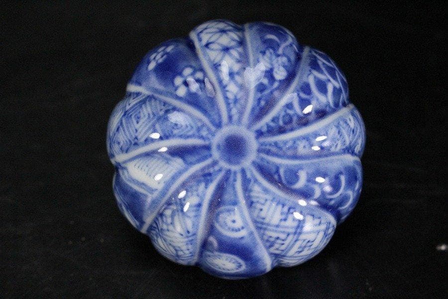 中国美術 青花 祥瑞 香合 五涼太甫 款 茶道具伝来