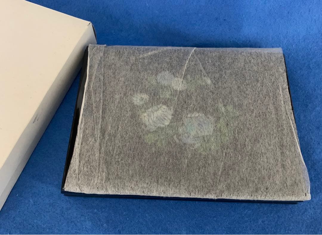 Mother of pearl work 会津塗　小物入れ　螺鈿