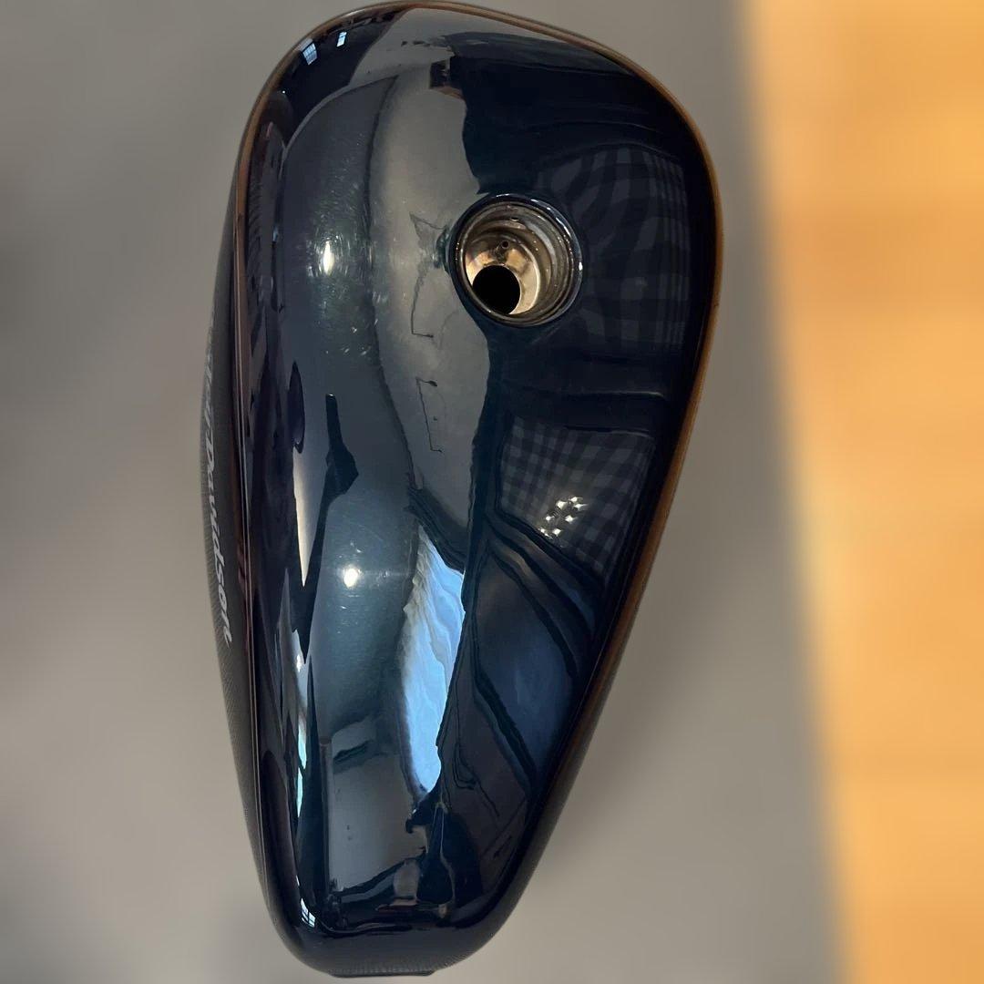 Harley Davidson スポーツスター純正タンク