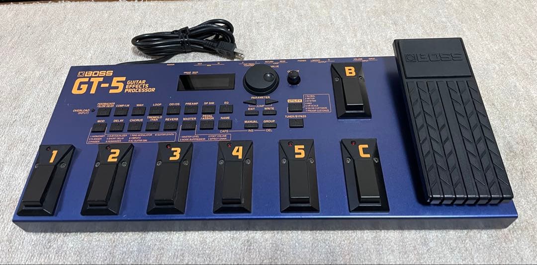 BOSS GT-5 ギターマルチエフェクター
