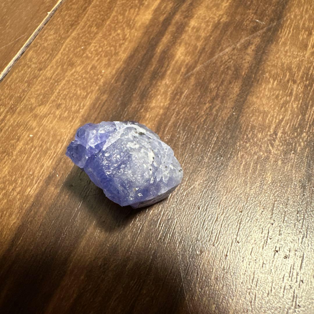 【特選】36.2ct タンザナイト原石　タンザニア産