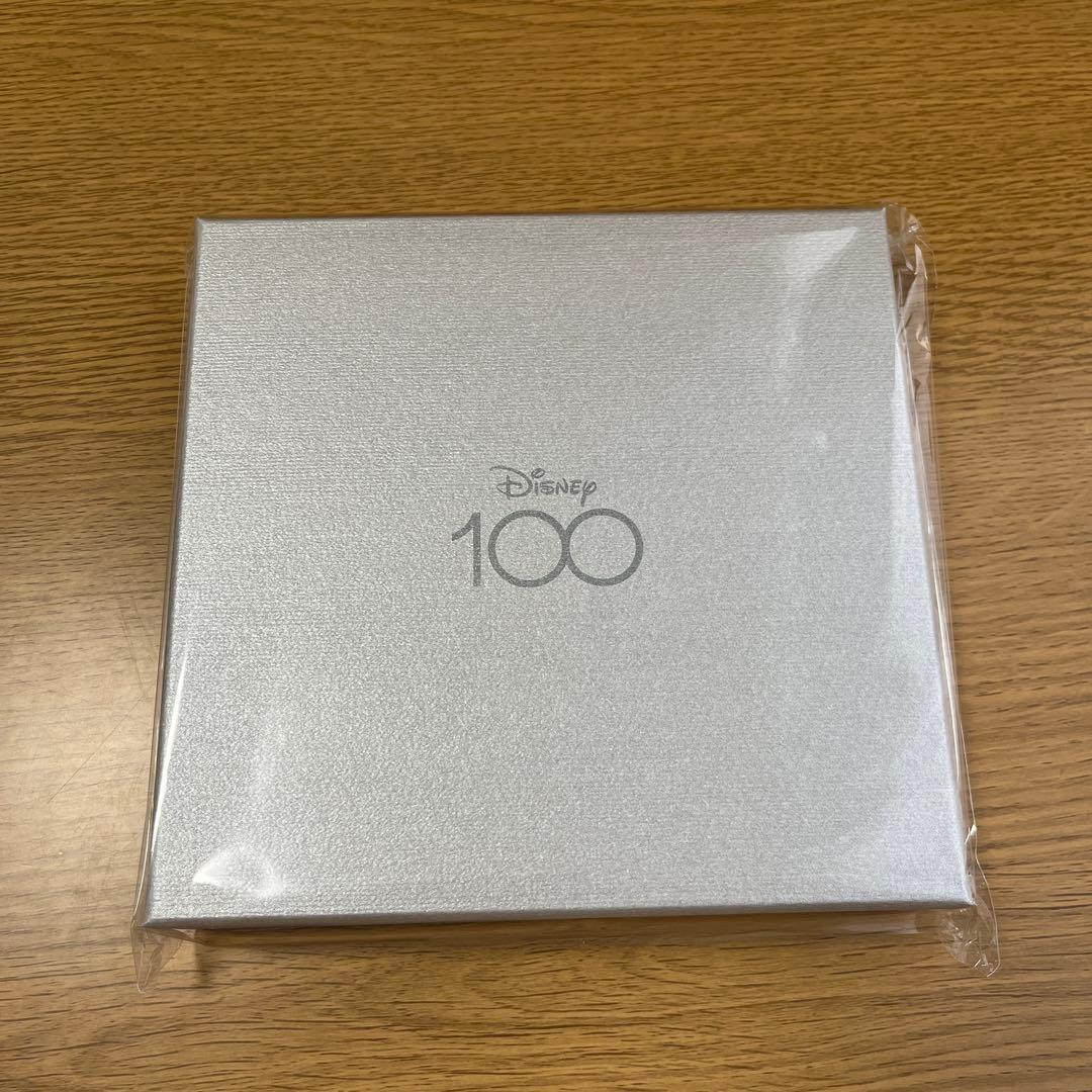 ディズニー100 記念Suica Suicaカード　合皮収納ボックス　ヨコ