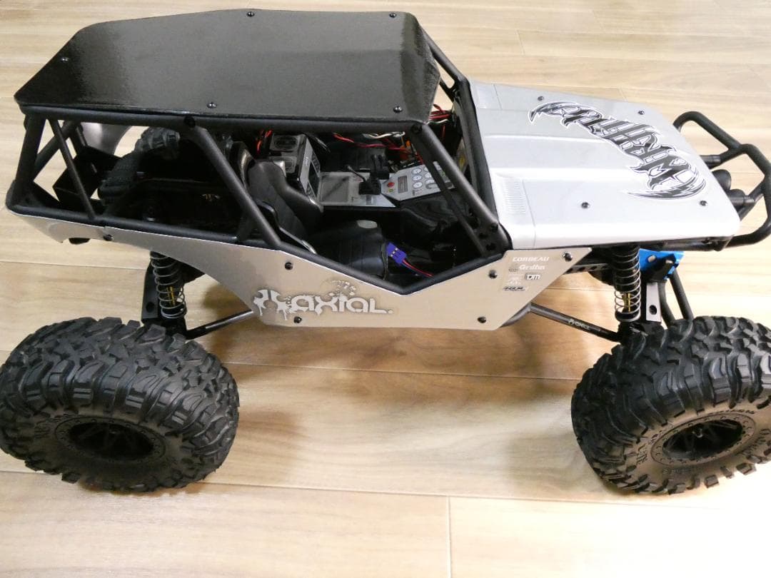 【再お値下げ】アキシャル　レイス WRAITH　電動４WD　ROCK RACER