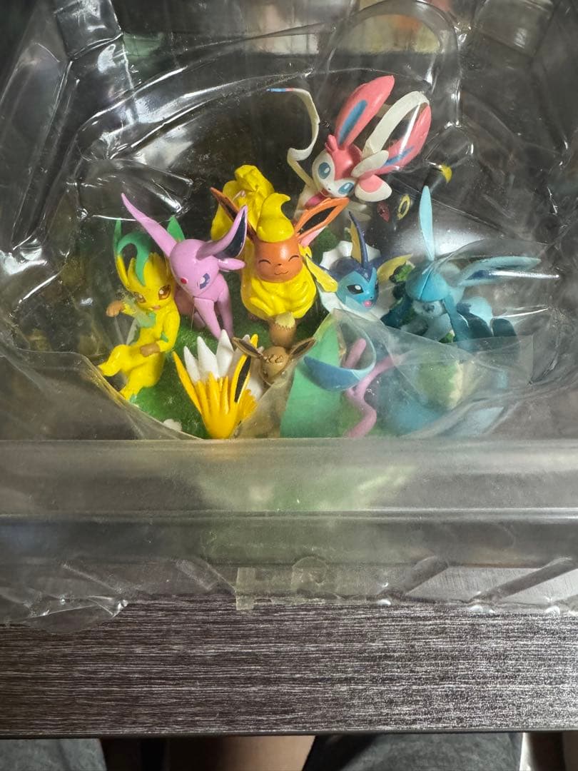 イーブイ　フレンズ　フィギュア