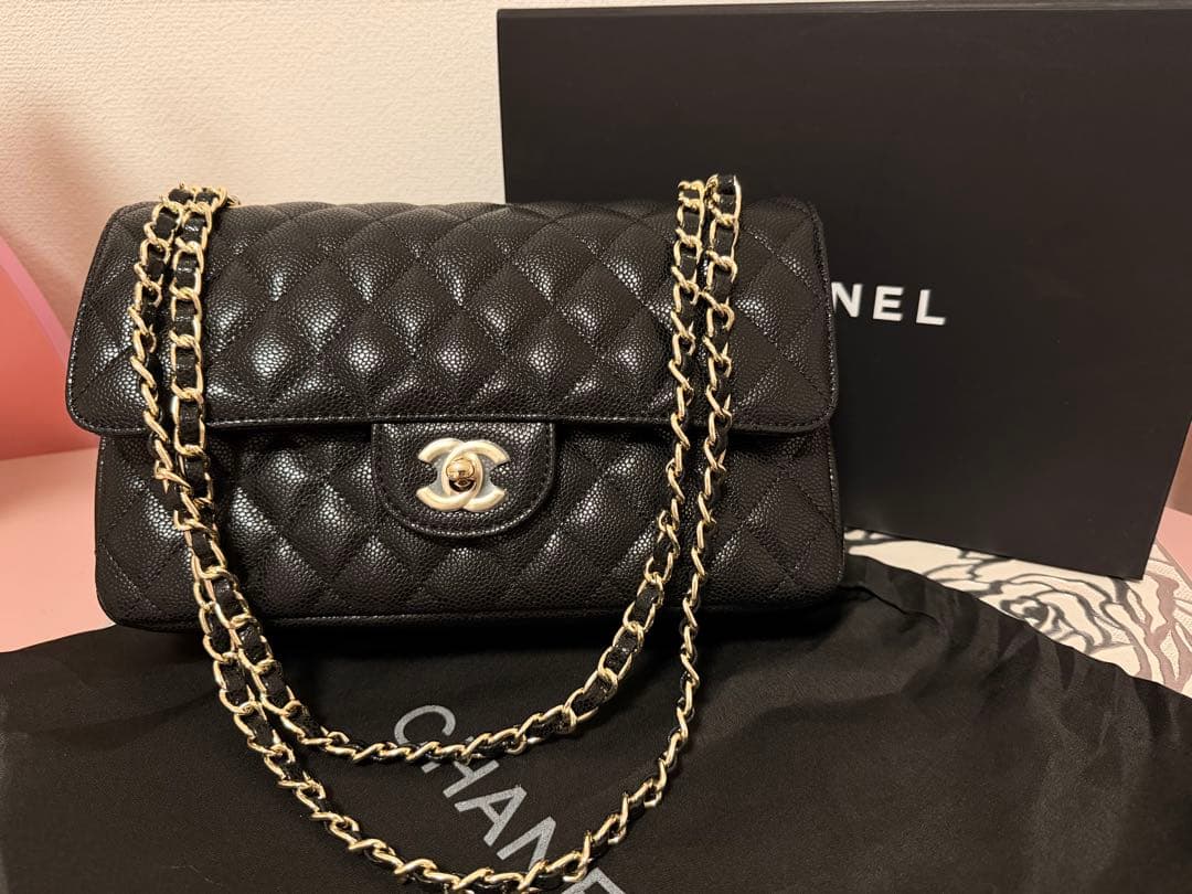 【1日間限定SALE】ノベルティ　 チェーン　フラップバッグ　キャビアスキン