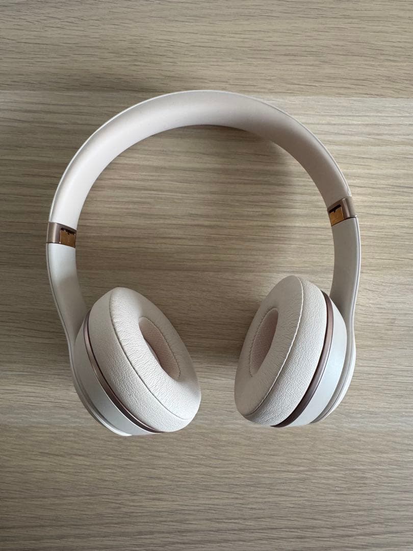 beats solo3 wireless マットゴールド(限定色)