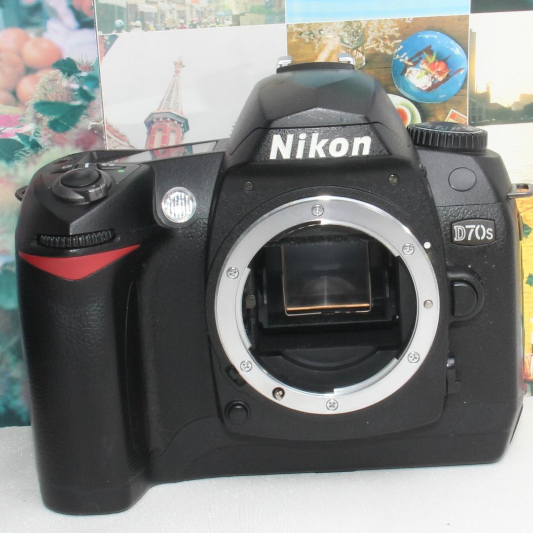 ⭐️新品カメラバッグ付⭐️❤️一眼レフデビューに最適❤️ニコン D70s ❤️