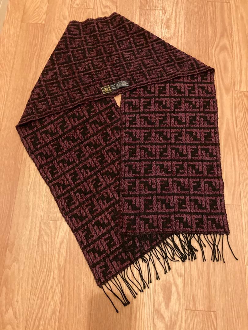 格安設定中！【新品・未使用】 FENDI マフラー