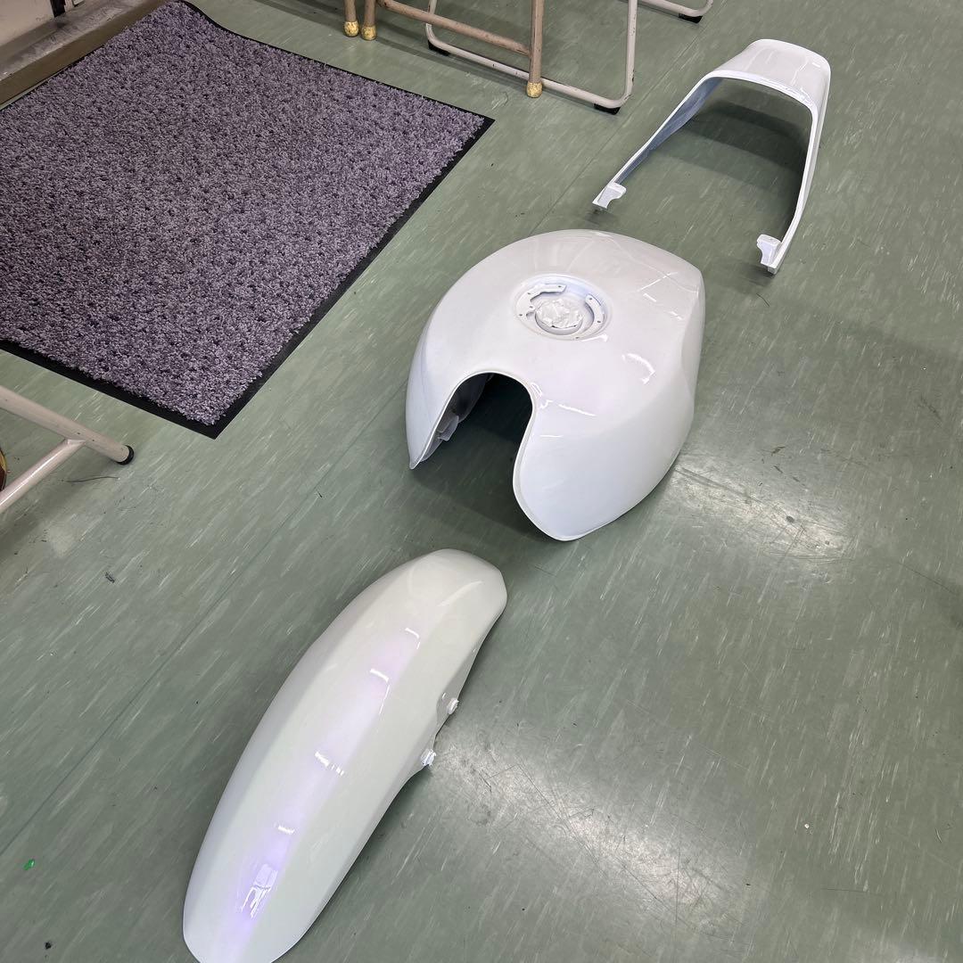 レストアベース初期型ゼファータンクテールフェンダーセット　zephyr