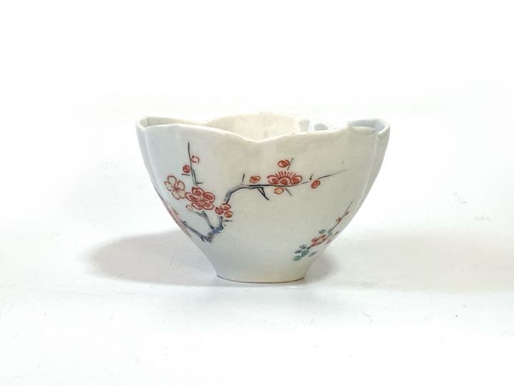骨董　アンティーク　柿右衛門　色絵　梅文　輪花縁　小碗　盃　酒盃　小鉢　輪花皿