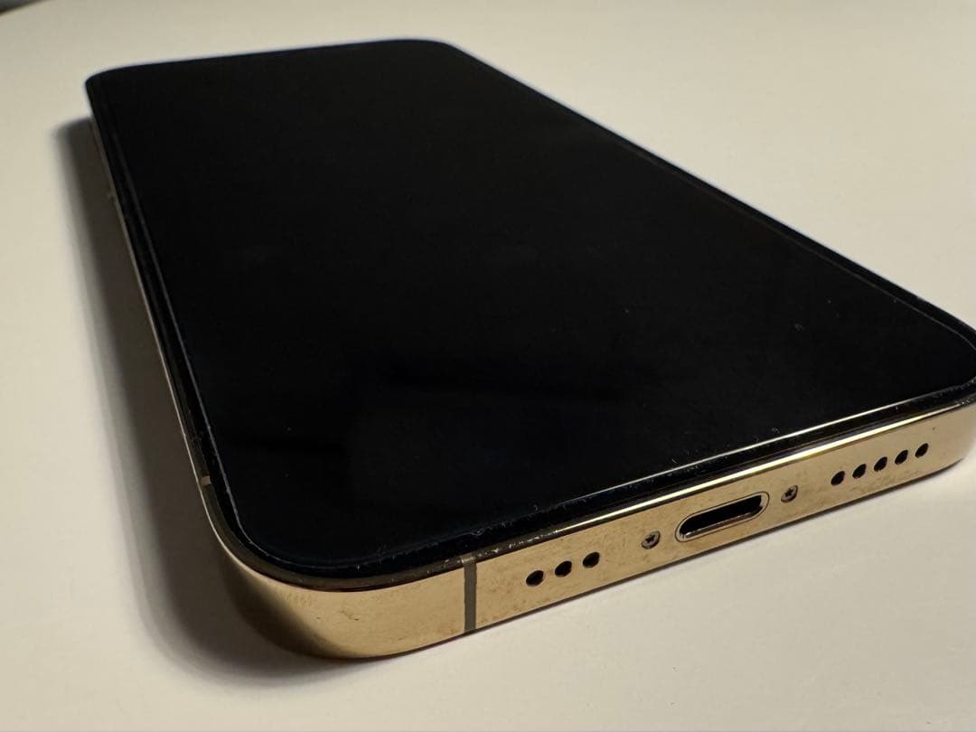 【美品】iPhone12Pro 128GB [SIMフリー]