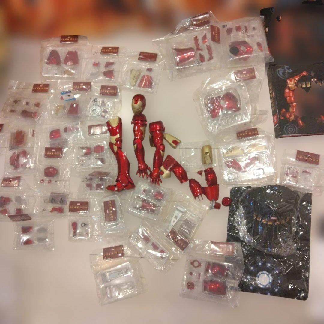 アイアンマン デアゴスティーニ　1〜100号　ット マガジン付きファイル５冊