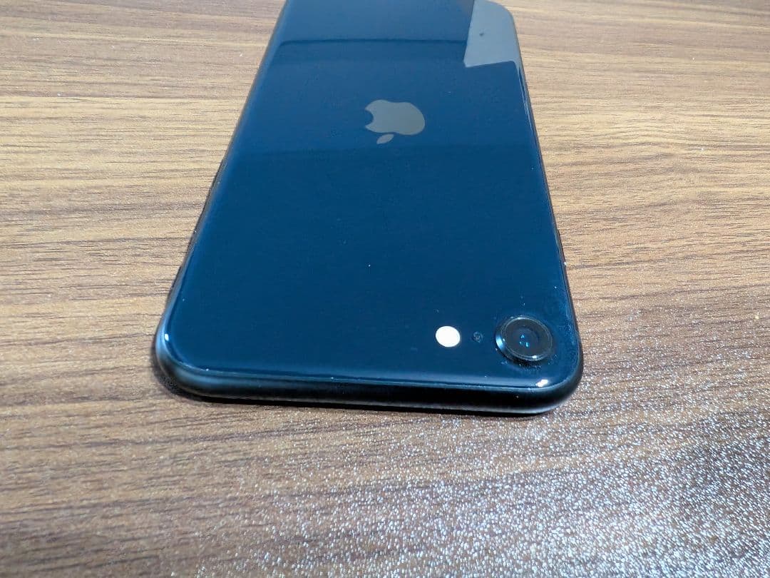 Apple iPhoneSE3 SIMフリーミッドナイト256GB