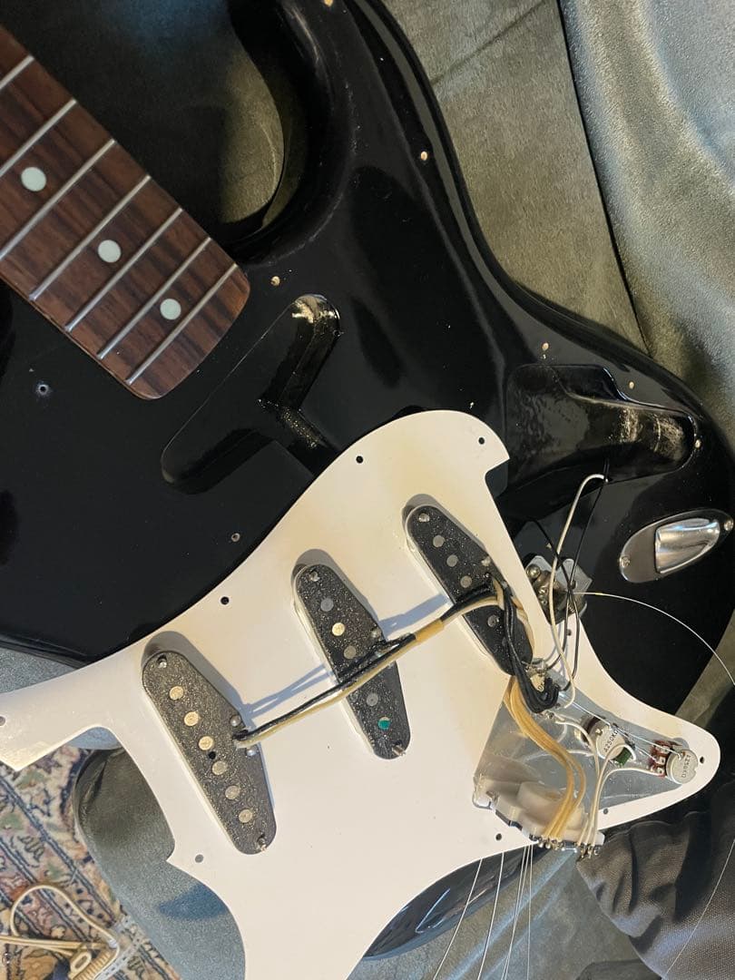 Fender Stratocaster ローズ指板　ブラック