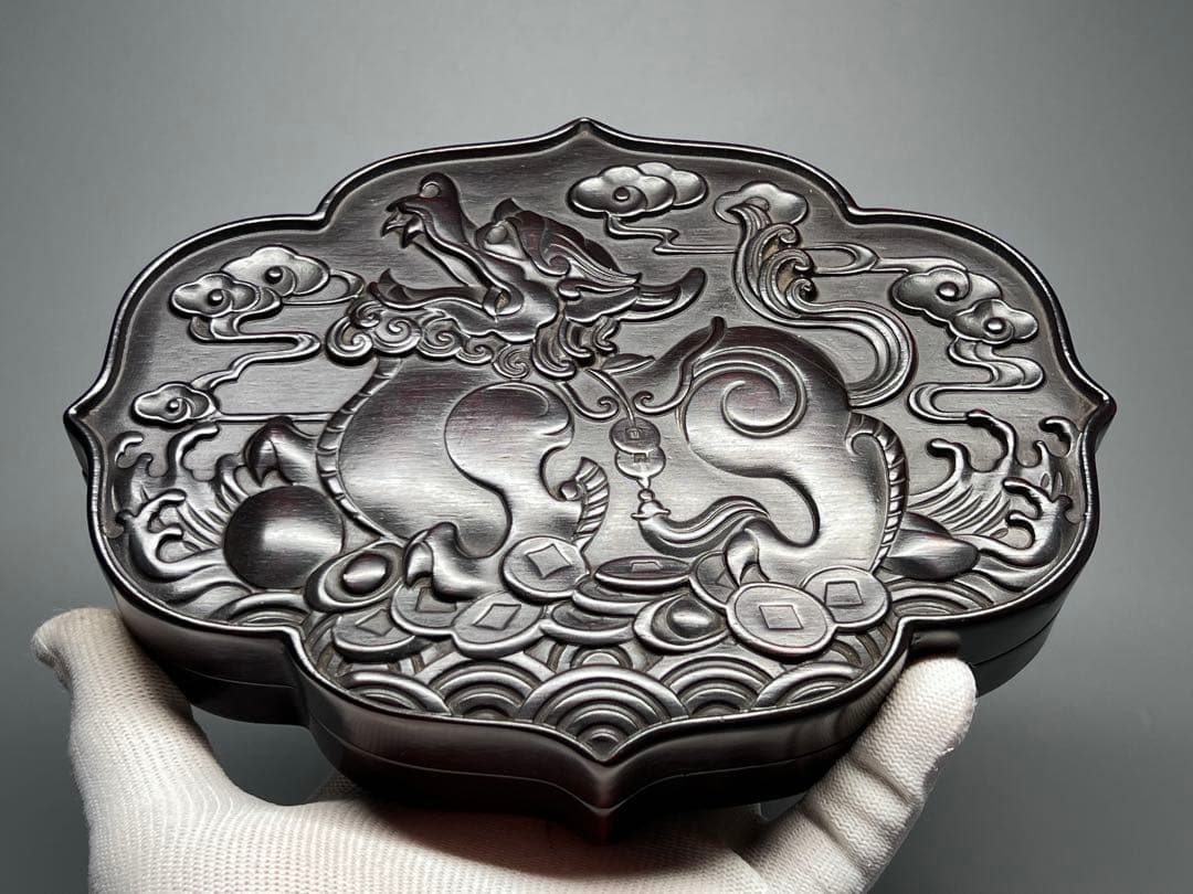 木製　小物入れ　紫檀　硯箱　香合　浮彫　神獣紋　極細工　文房具　中国美術　美品