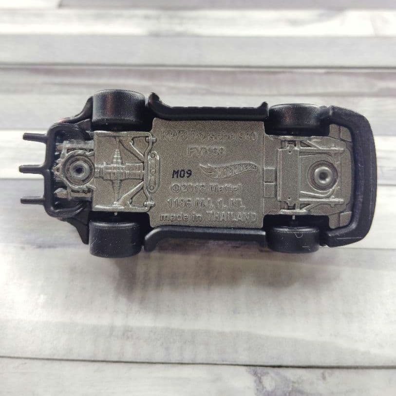 ホットウィール RWB ポルシェ 930 FYN68 Porsche