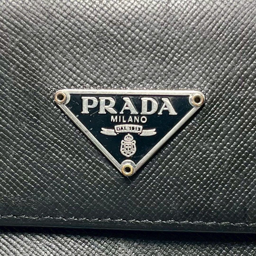 PRADA プラダ 二つ折り財布 三角プレート サフィアーノレザー ブラック
