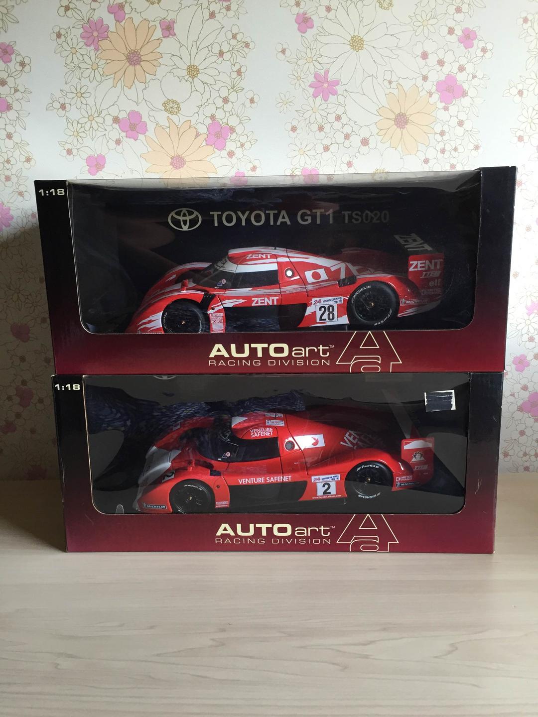 激レア ミニカー 1/18 TOYOTA GT1 TS020 2台セット！