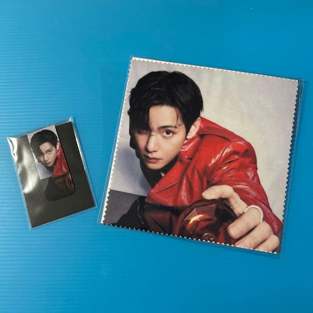 BTS V 'TIRTIR'アルバムキーホルダー・マグネットブックマーク