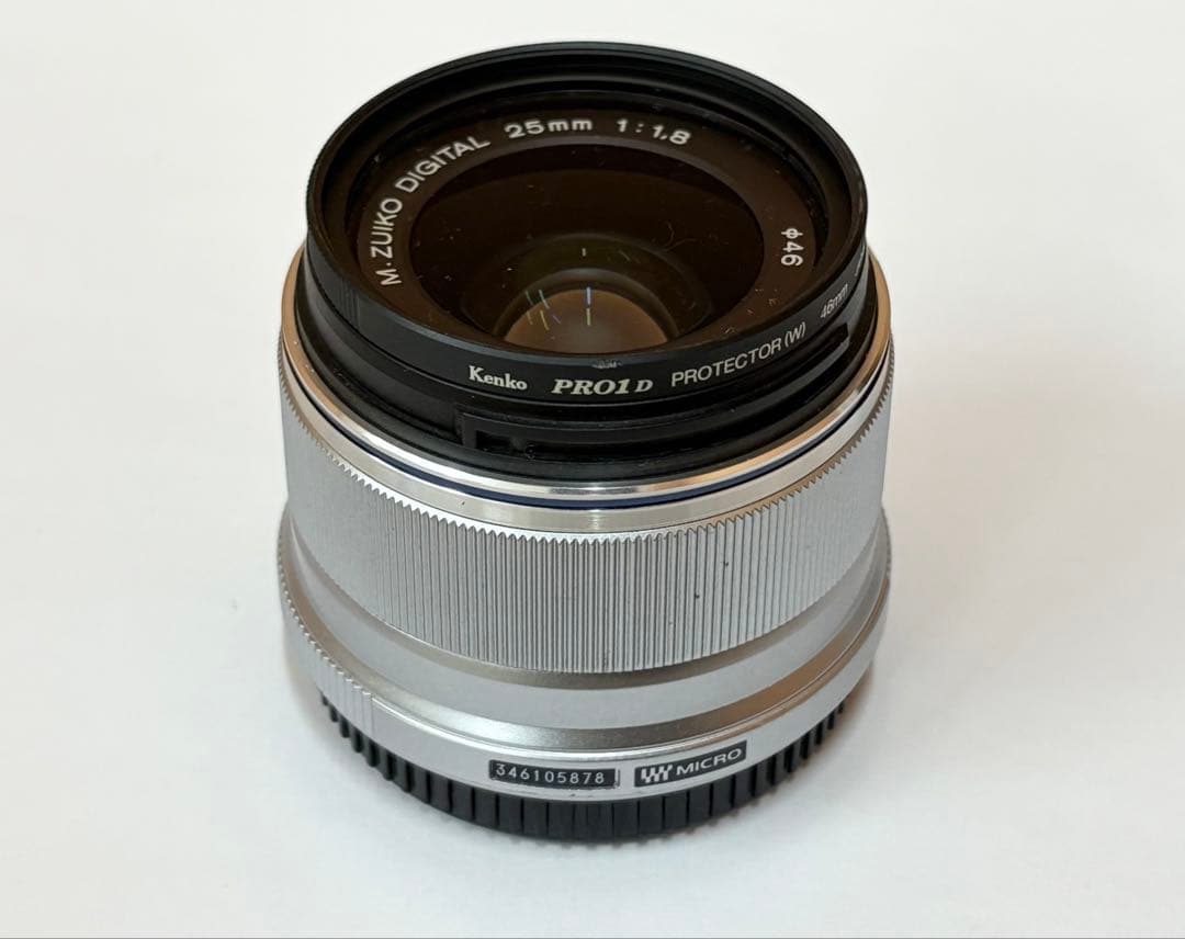 オリンパス M.ZUIKO DIGITAL 25mm F1.8 単焦点レンズ