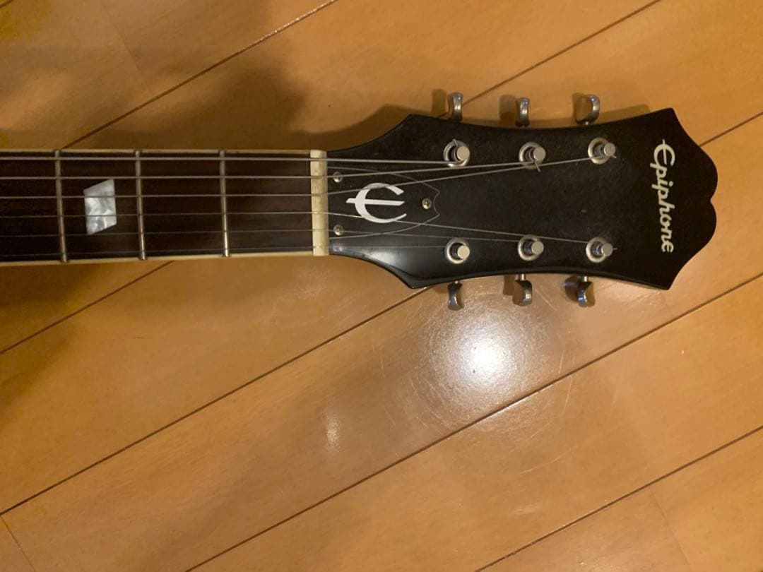 Epiphone セミアコースティックギター サンバースト