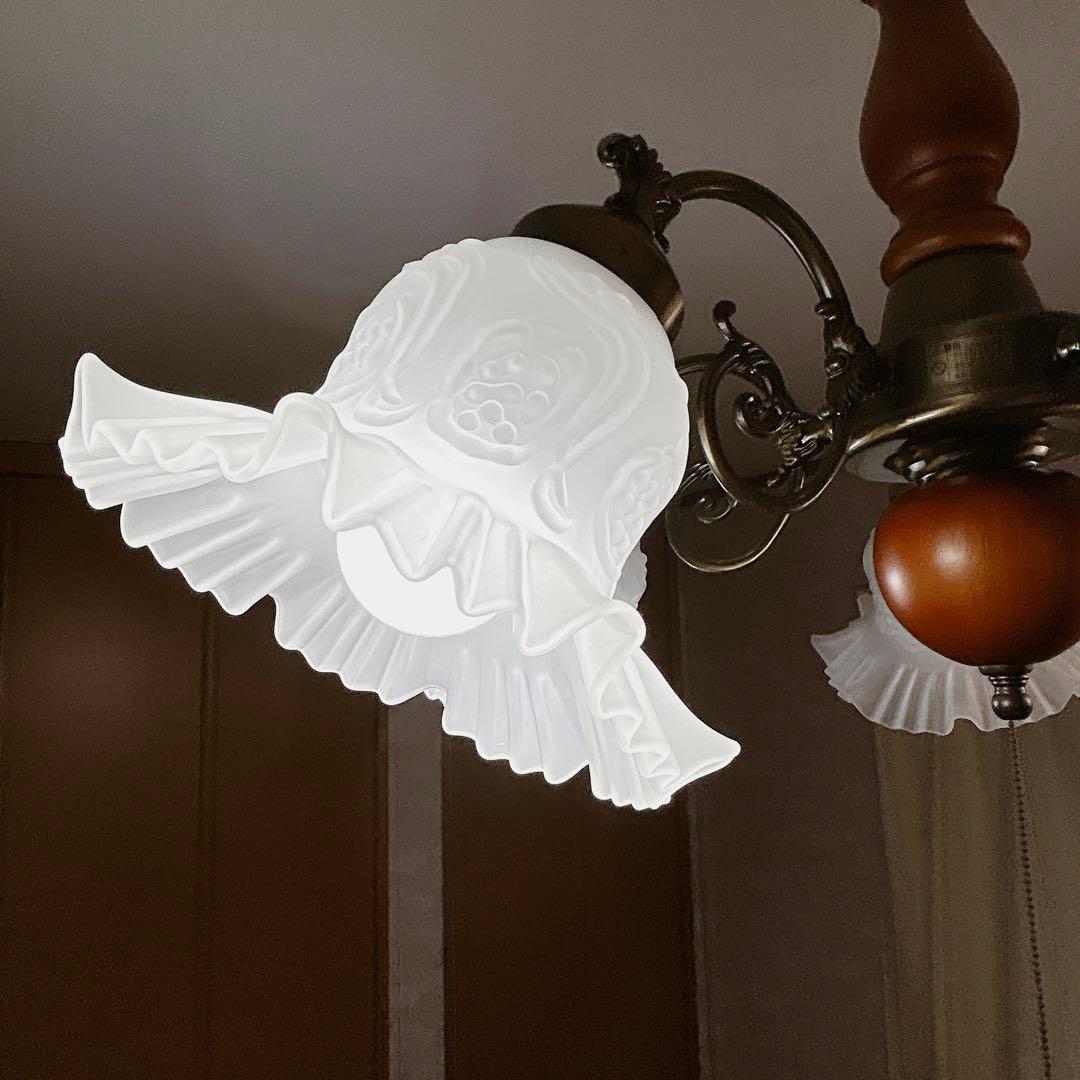 ●美品●アンティーク　フリルシェード　すずらん型　豪華5灯シャンデリア【キシマ】