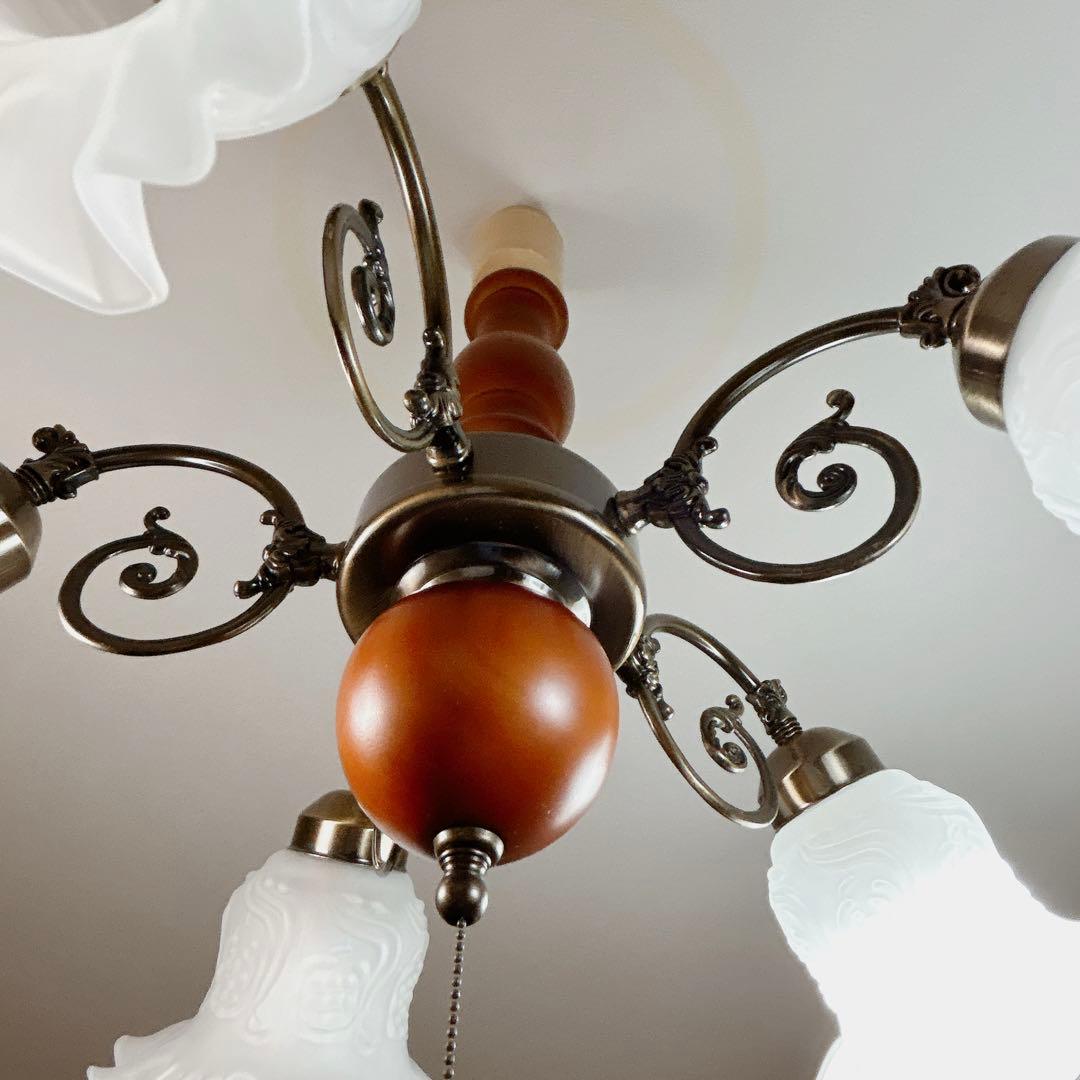 ●美品●アンティーク　フリルシェード　すずらん型　豪華5灯シャンデリア【キシマ】