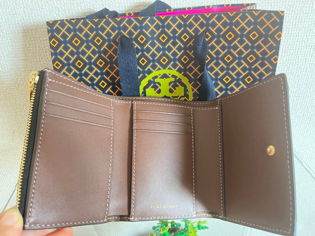 Tory Burch 三つ折り財布