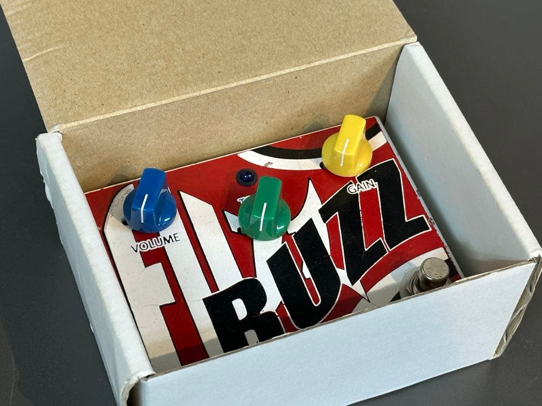 スタジオオーダー品！ファズ　BUZZFUZZ