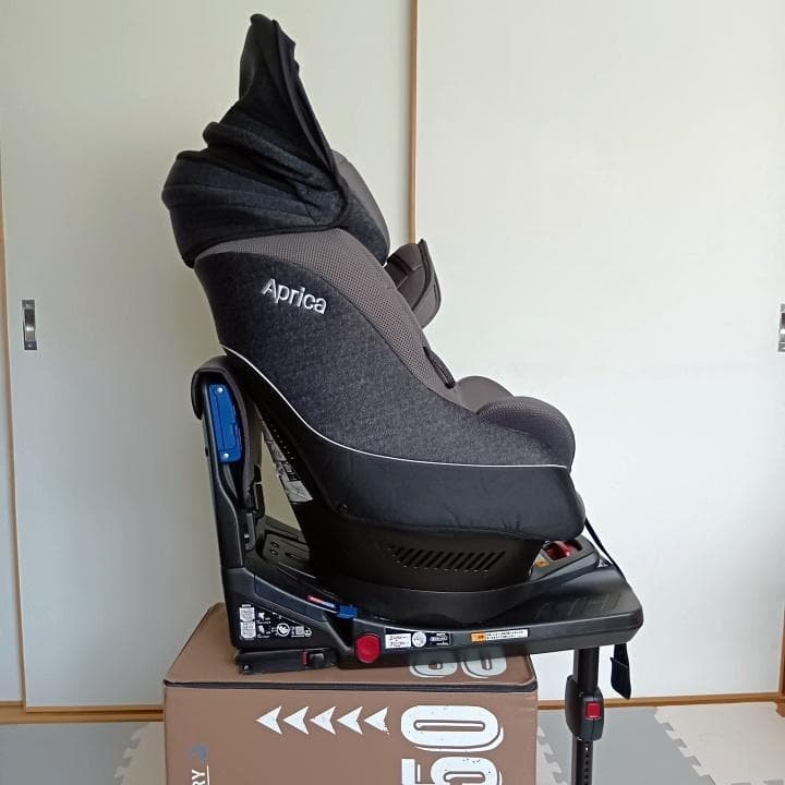 【1点限り✨】アップリカ　チャイルドシート クルリラプレミアム ビッテ⭐︎