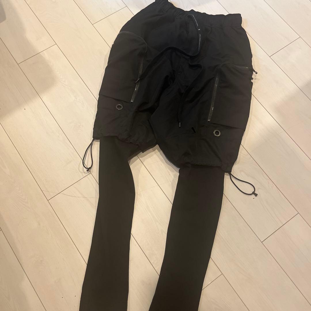 JULIUS NILoS ユリウス　ニルズ ブラックサルエルパンツ