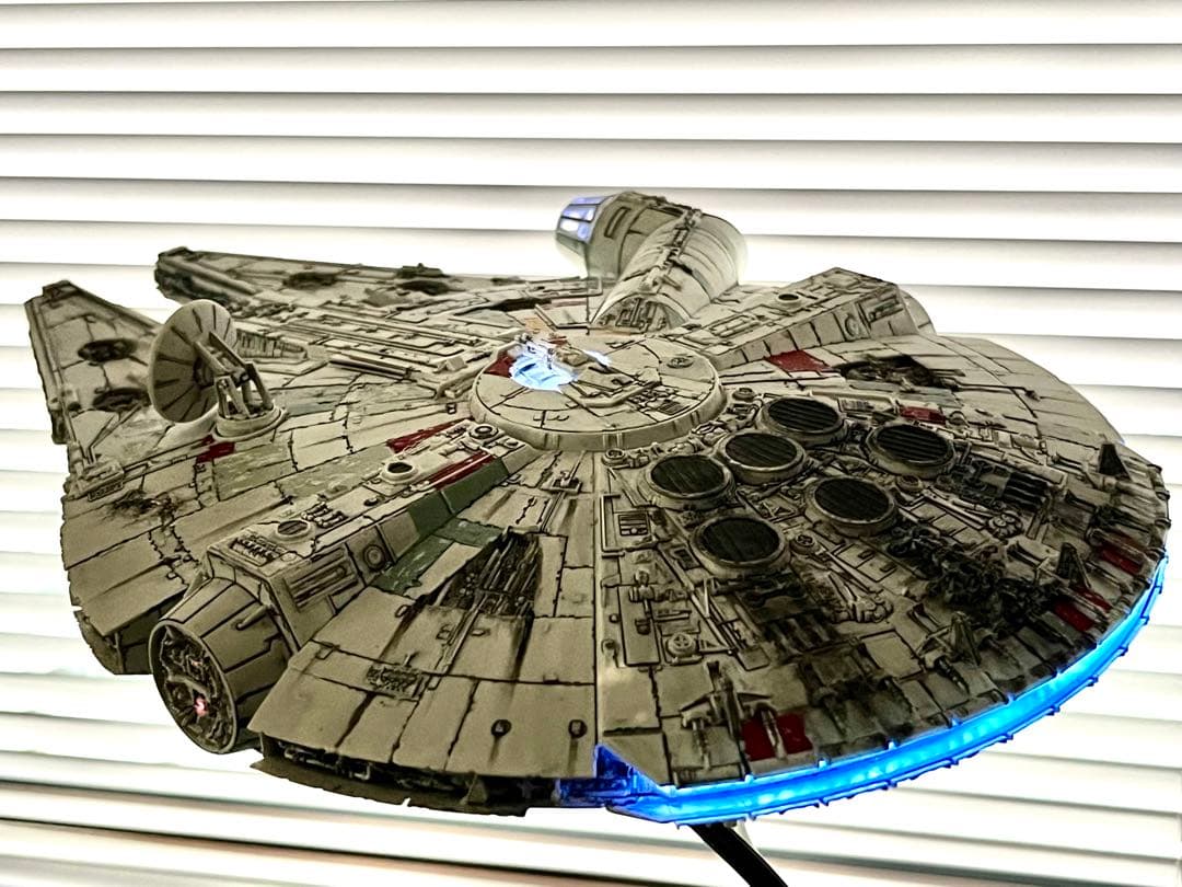 ぴっぴりん様確認用　バンダイ　ミレニアムファルコン　プラモデル　スターウォーズ