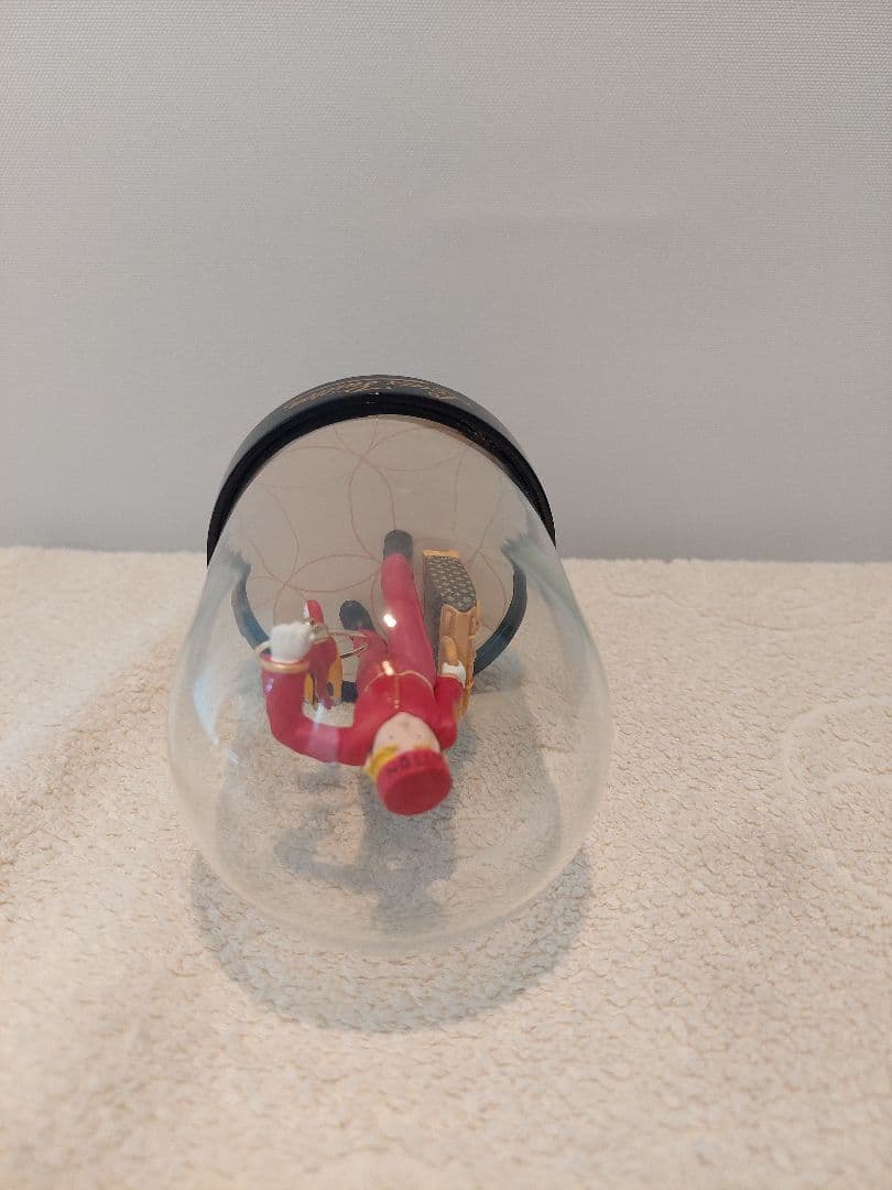 Louis Vuitton ベルボーイ人形 ガラスドーム付き