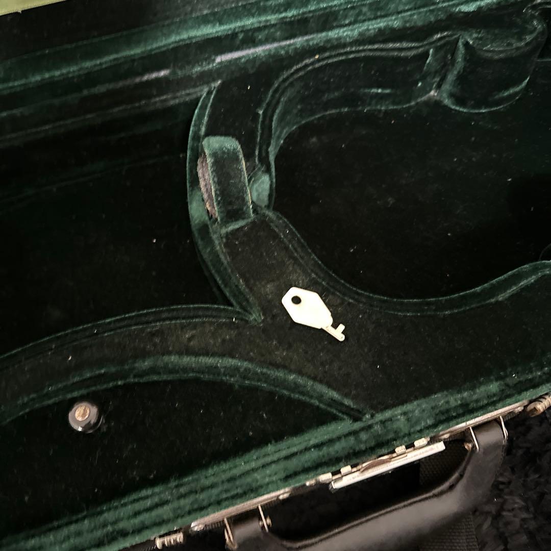 galax バイオリンケース 弦楽器 弓4本収納可能 湿度計付き