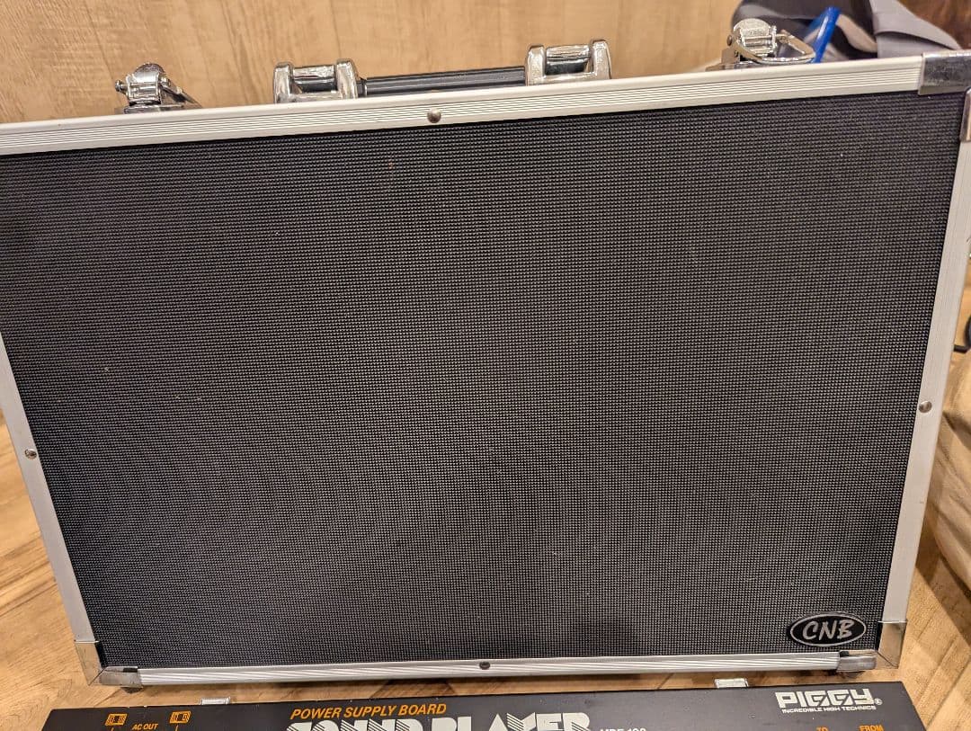 エフェクターボード（PIGGY MDE-103 パワーサプライ付）