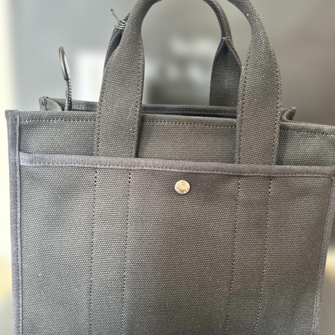 新品 COACH カーゴ トート 26（袋・付属品付き）